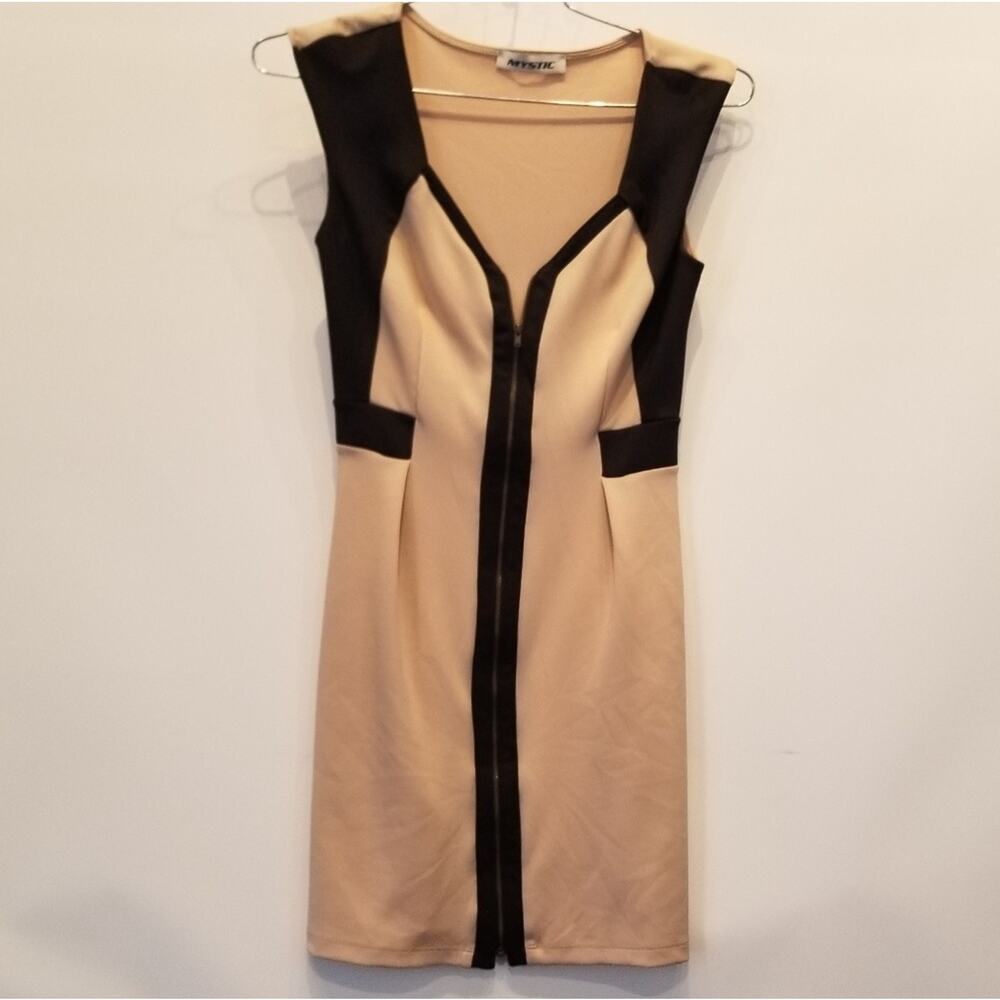Mystic New Tan & Black Polyester Dress Sleeveless V Neck Zip closer Women Size M